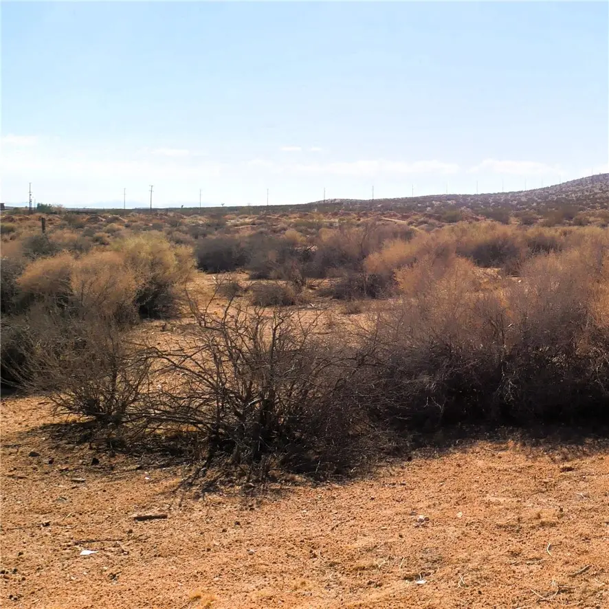 9 Pipeline Road, Boron, CA 93516 - Image #2