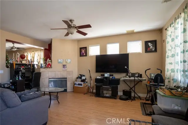 1609 Sutherland Street, Lancaster, CA 93534 - Image #2