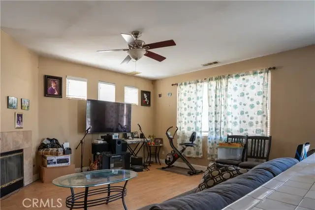 1609 Sutherland Street, Lancaster, CA 93534 - Image #3