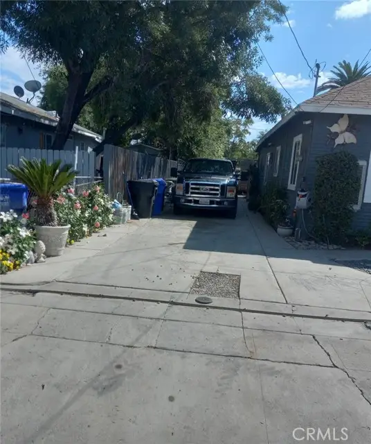 1181 W Victoria St, San Bernardino, CA 92411 - Image #3