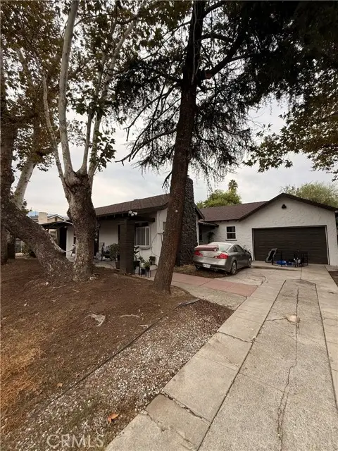 6937 Barton St, San Bernardino, CA 92404 - Image #3