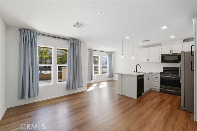 7155 Citrus #433, Fontana, CA 92336 - Image #3