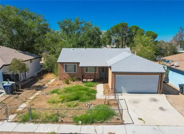 38633 Glenbush Avenue, Palmdale, CA 93550 - Image #1