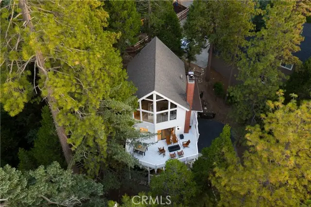 527 Rainier Road, Lake Arrowhead, CA 92352 - Image #3