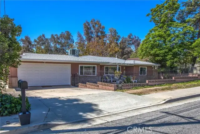 2460 W Wilson, Banning, CA 92220 - Image #2