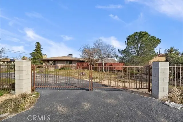 13285 Mesquite, Apple Valley, CA 92308 - #2