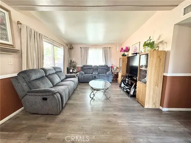 731 S Orange, Rialto, CA 92376 - Image #2