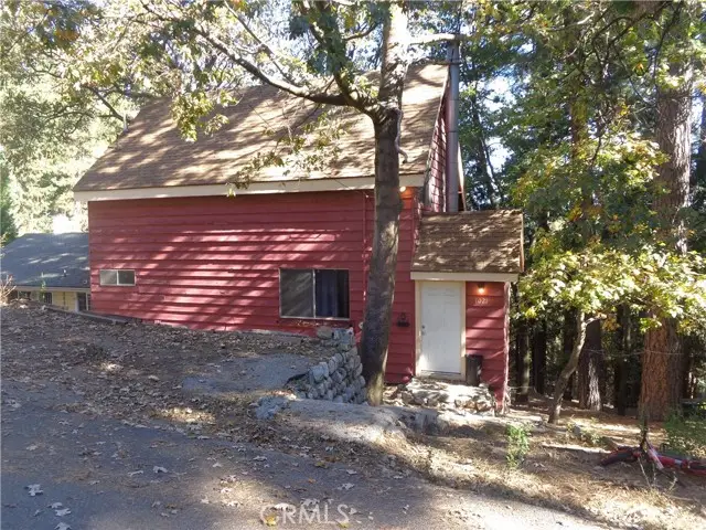 1021 Coulter Pine, Crestline, CA 92325 - #1