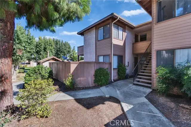 1329 Massachusetts Avenue #202, Riverside, CA 92507 - Image #2