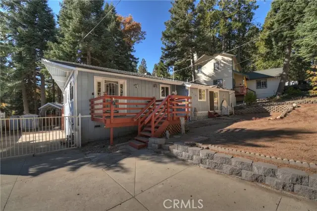 31435 Oakleaf, Running Springs, CA 92382 - Image #2