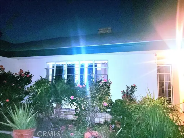 8345 Kester, Panorama City, CA 91402 - Image #2