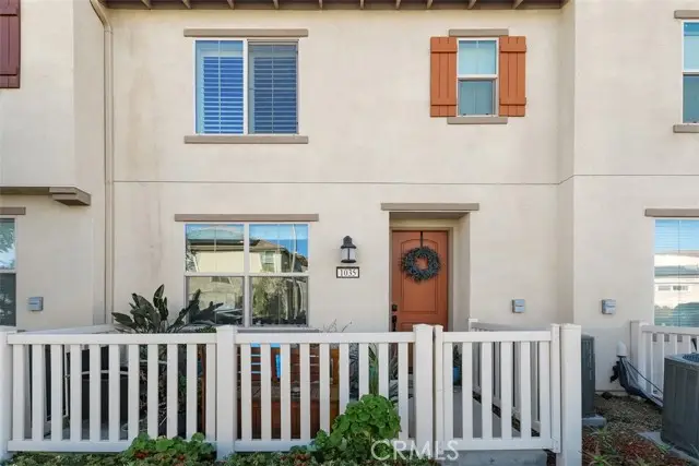 1035 W Clover, Rialto, CA 92376 - Image #3