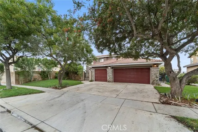 879 Derby, Corona, CA 92882 - Image #2