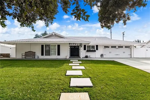 736 Apache Trail, Riverside, CA 92507