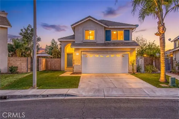 910 Pathfinder Way, Corona, CA 92878