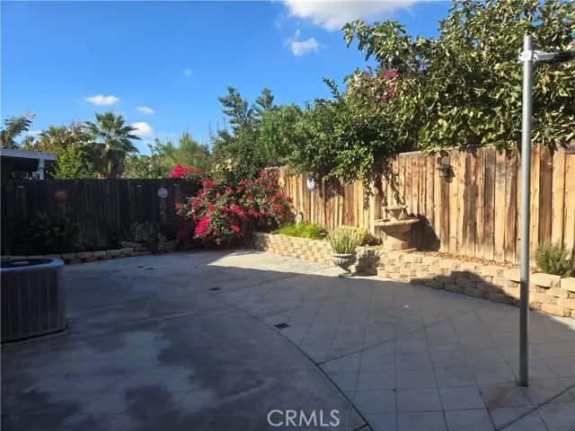 560 Coudures Way, Perris, CA 92571 - Image #3