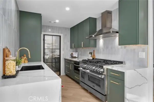 17381 Meer, Huntington Beach, CA 92647