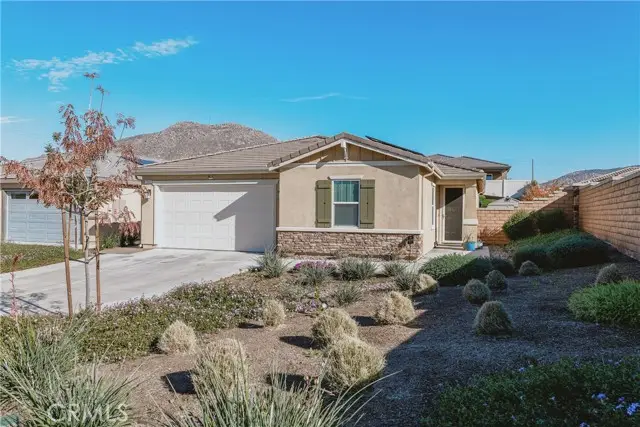 7552 Honeybell Court, Riverside, CA 92507 - Image #2