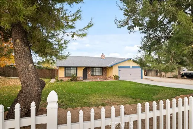 15712 Cashew, Hesperia, CA 92345 - Image #2