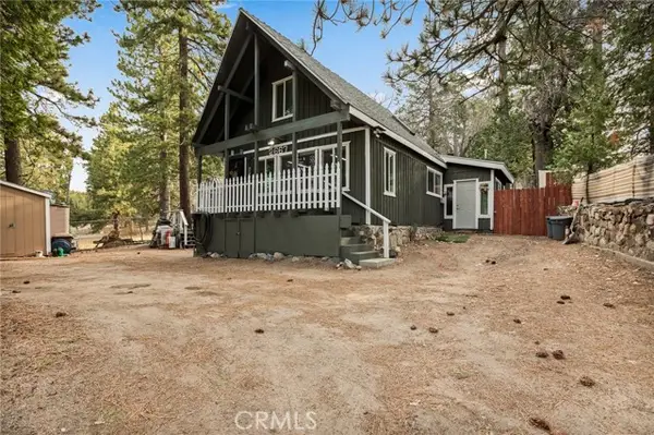 2667 Hunsaker, Running Springs, CA 92382