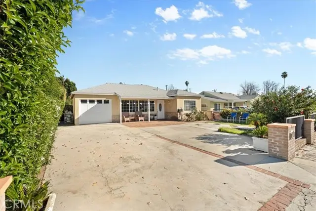 6902 Quakertown Avenue, Winnetka, CA 91306 - #2