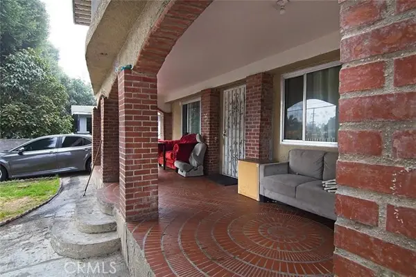 6911 Compton, Compton, CA 90001