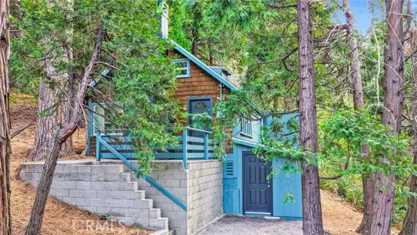 480 Valley Road, Crestline, CA 92325