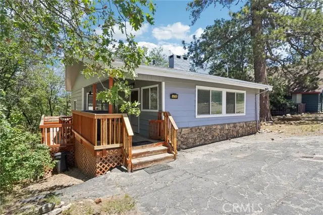 670 Villa Grove Avenue, Big Bear Lake, CA 92314 - Image #2