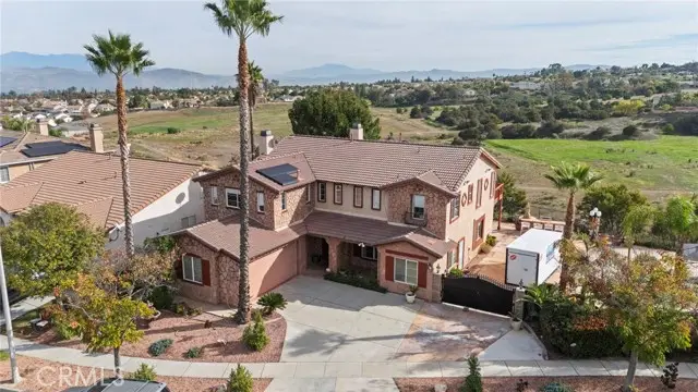 3995 Holly Springs Drive, Corona, CA 92881 - #2