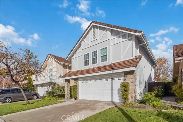 19853 Collins, Canyon Country (santa Clarita), CA 91351