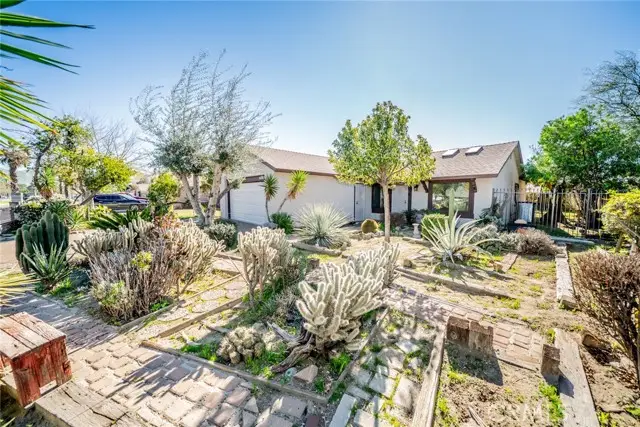 4194 Columbia Avenue, Riverside, CA 92501 - Image #2