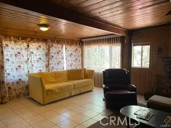 544 Community Drive, Lake Arrowhead, CA 92352 - Image #2