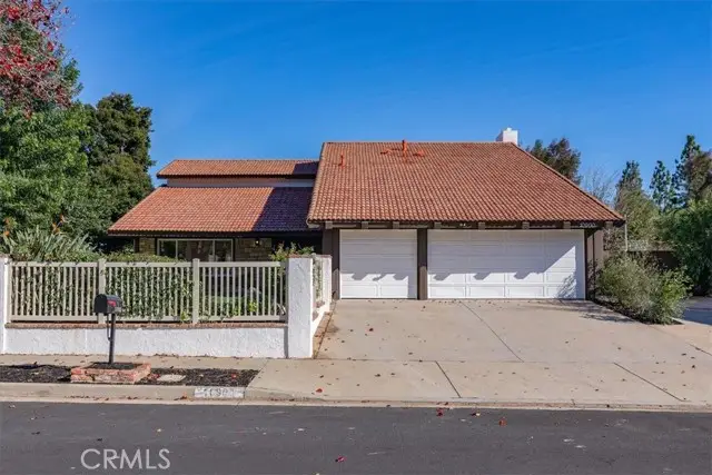 10900 Remmet Avenue, Chatsworth, CA 91311 - #2