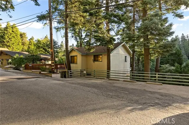 707 Virginia Court, Lake Arrowhead, CA 92352 - Image #3