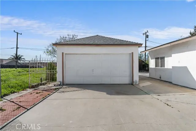 2372 N San Carlo, San Bernardino, CA 92407 - Image #3