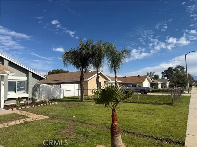 122 E Bowen, Perris, CA 92571 - #2