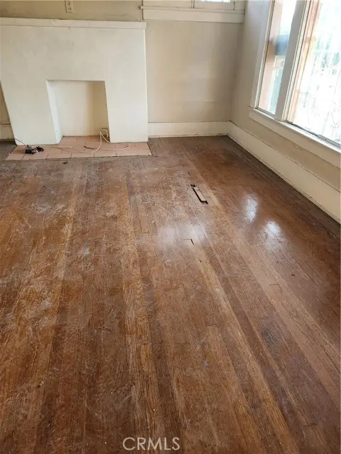 5714 10th Avenue, Los Angeles, CA 90043 - #2