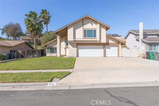 974 Nottingham, Corona, CA 92880 - #3