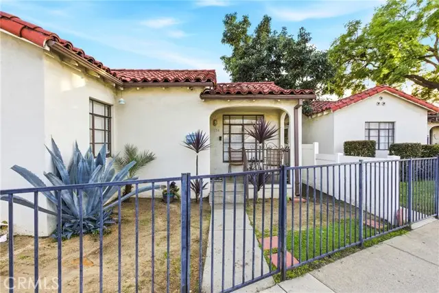 176 W Orange Grove, Pomona, CA 91768 - #2