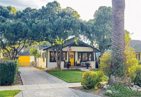 4032 Elmwood Court, Riverside, CA 92506