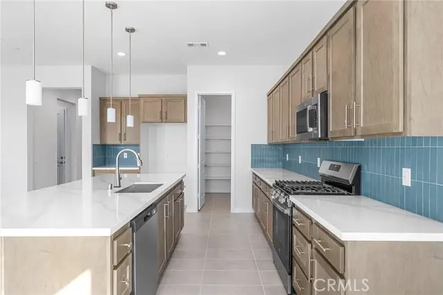 6318 Rainy Pass, Hesperia, CA 92345 - #2