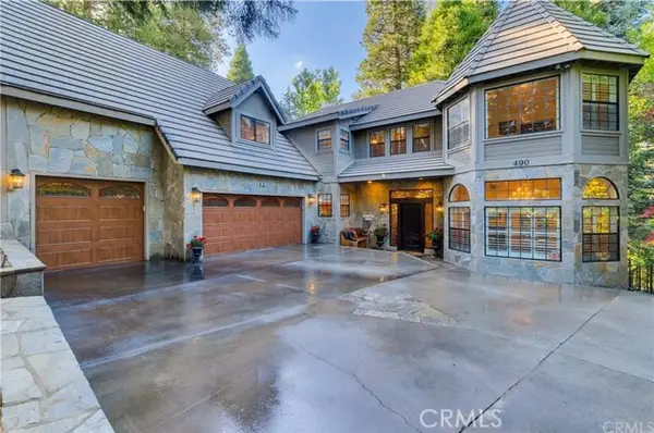 490 Bay View Court, Lake Arrowhead, CA 92352