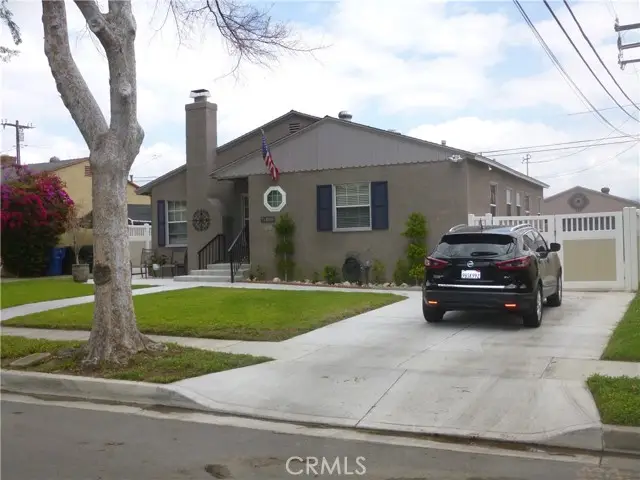 1747 Valencia Avenue, San Bernardino, CA 92404 - #2