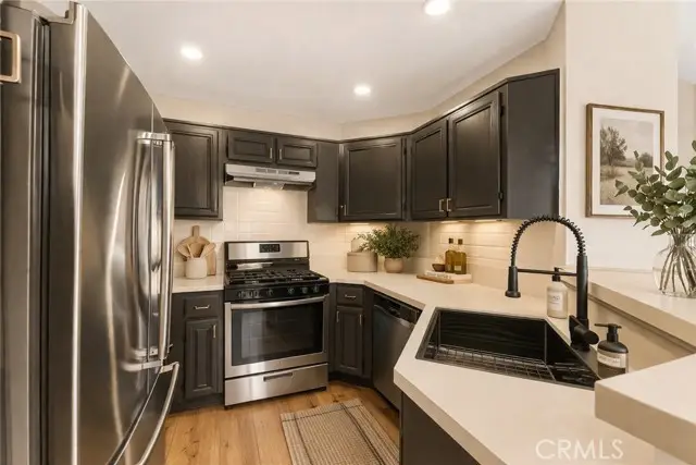 2588 Avenida Del Vista #J202, Corona, CA 92882 - #3