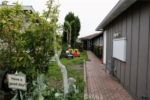 829 W 26th Street, San Pedro, CA 90731 - Image #2