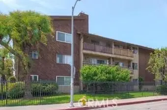 8505 Columbus Avenue #315, North Hills (los Angeles), CA 91343