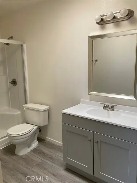 8505 Columbus Avenue #304, North Hills (los Angeles), CA 91343