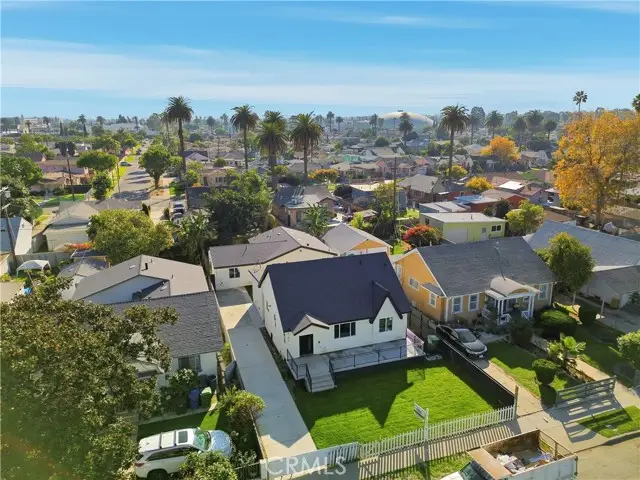 1106 W 74th Street, Los Angeles, CA 90044 - #1