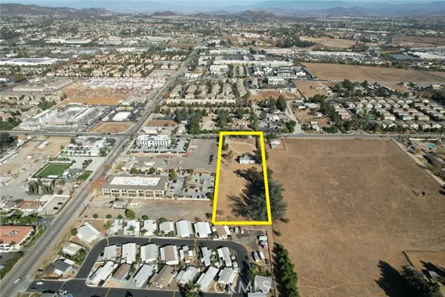 25071 Adams Avenue, Murrieta, CA 92562 - Image #2