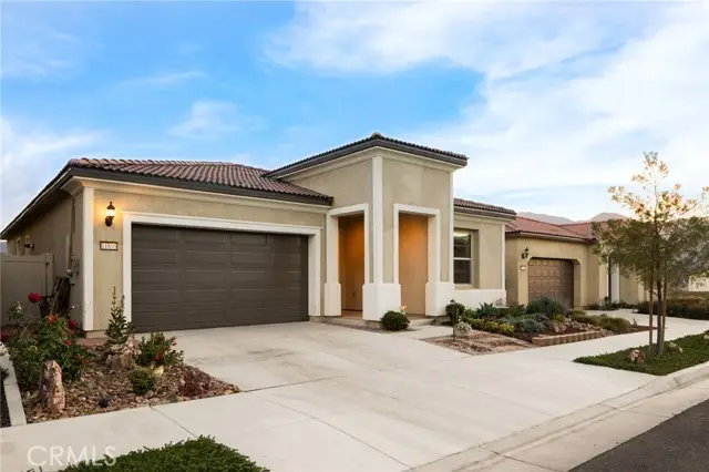 11855 Sagecrest Court, Corona, CA 92883 - Image #2
